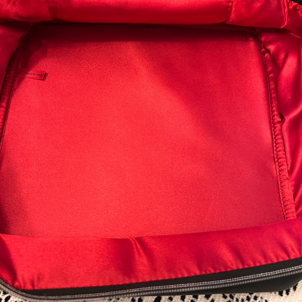 Lancome Black Zippered Cosmetic Makeup Travel Case | Eiffel Tower - Picture 7 of 10